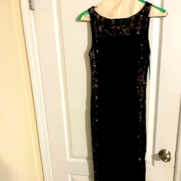 Lauren Ralph Lauren Dresses & Skirts - Gorgeous black sequin evening gown Lauren by Ralph Lauren size 6 worn one time